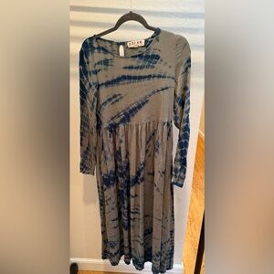 Anthropologie tie die long sleeve dress - green and blue